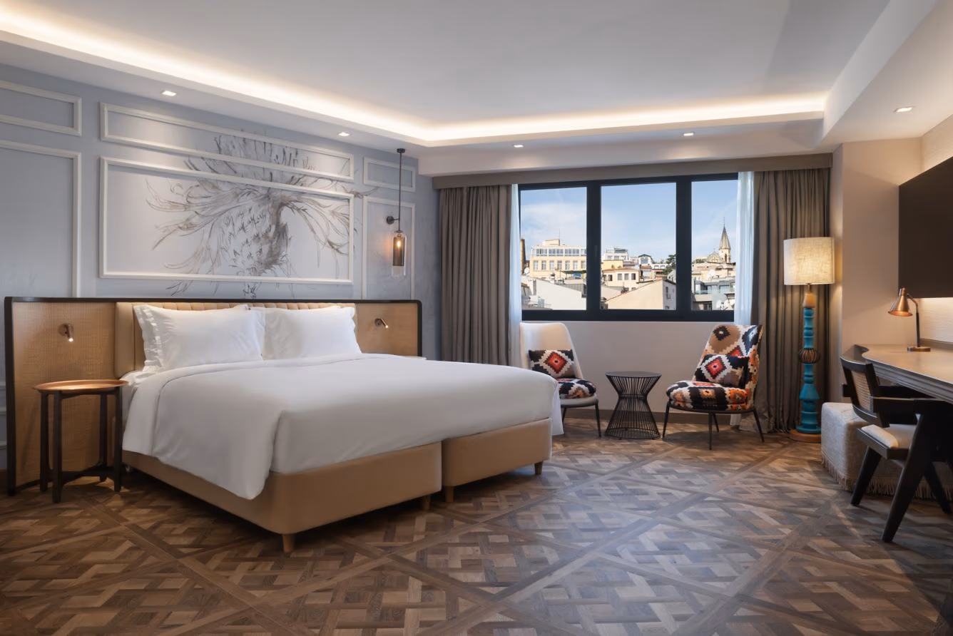 Superior XL guestroom