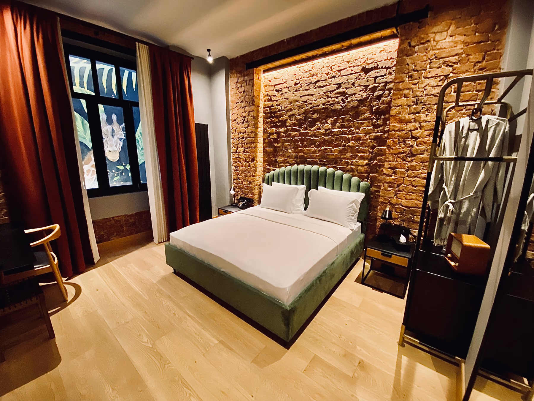 Guest bedroom