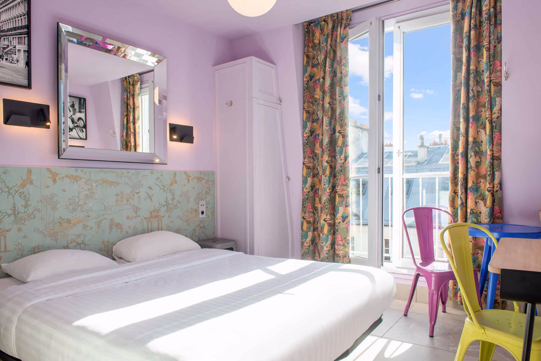 Guest room