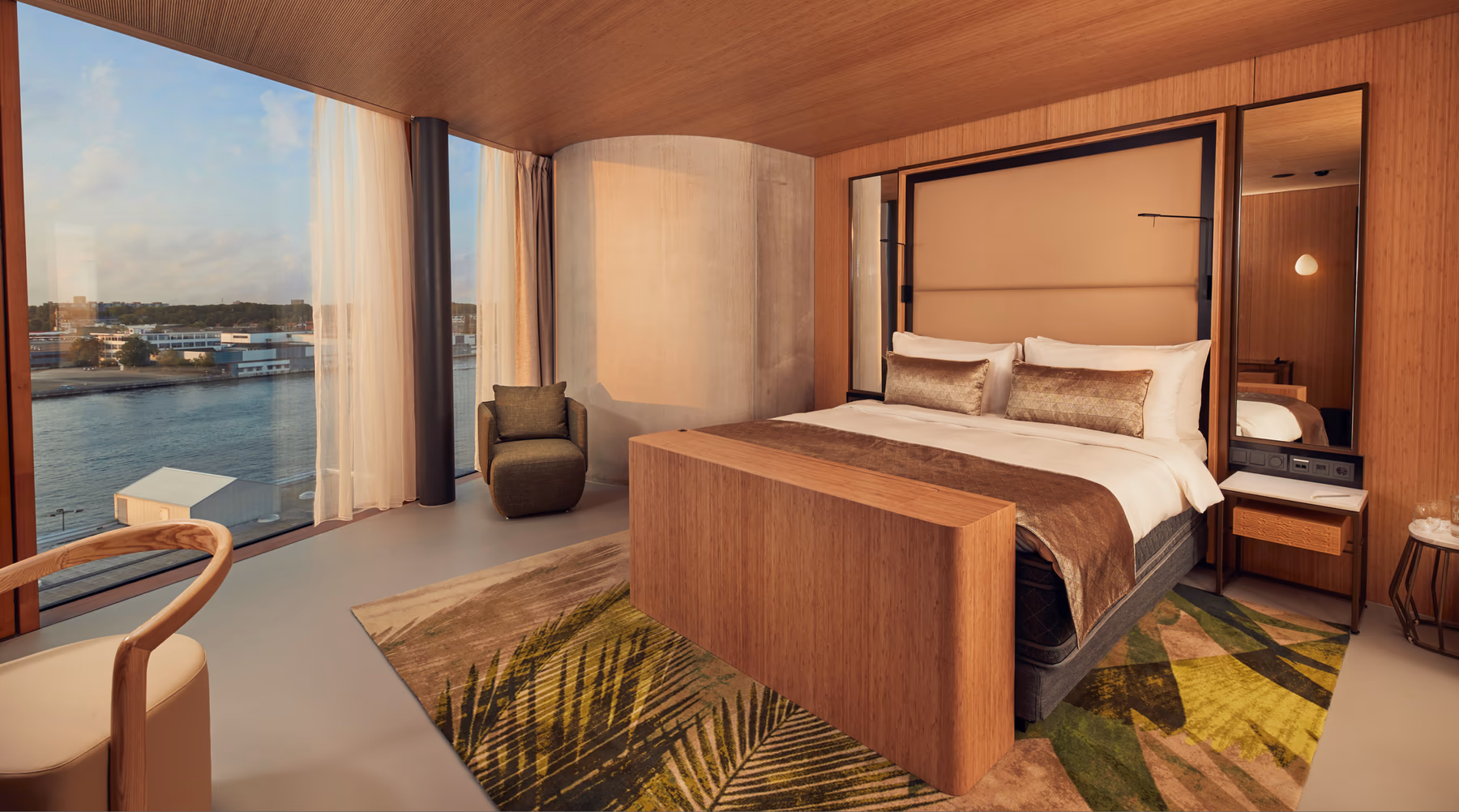 Junior Suite bedroom