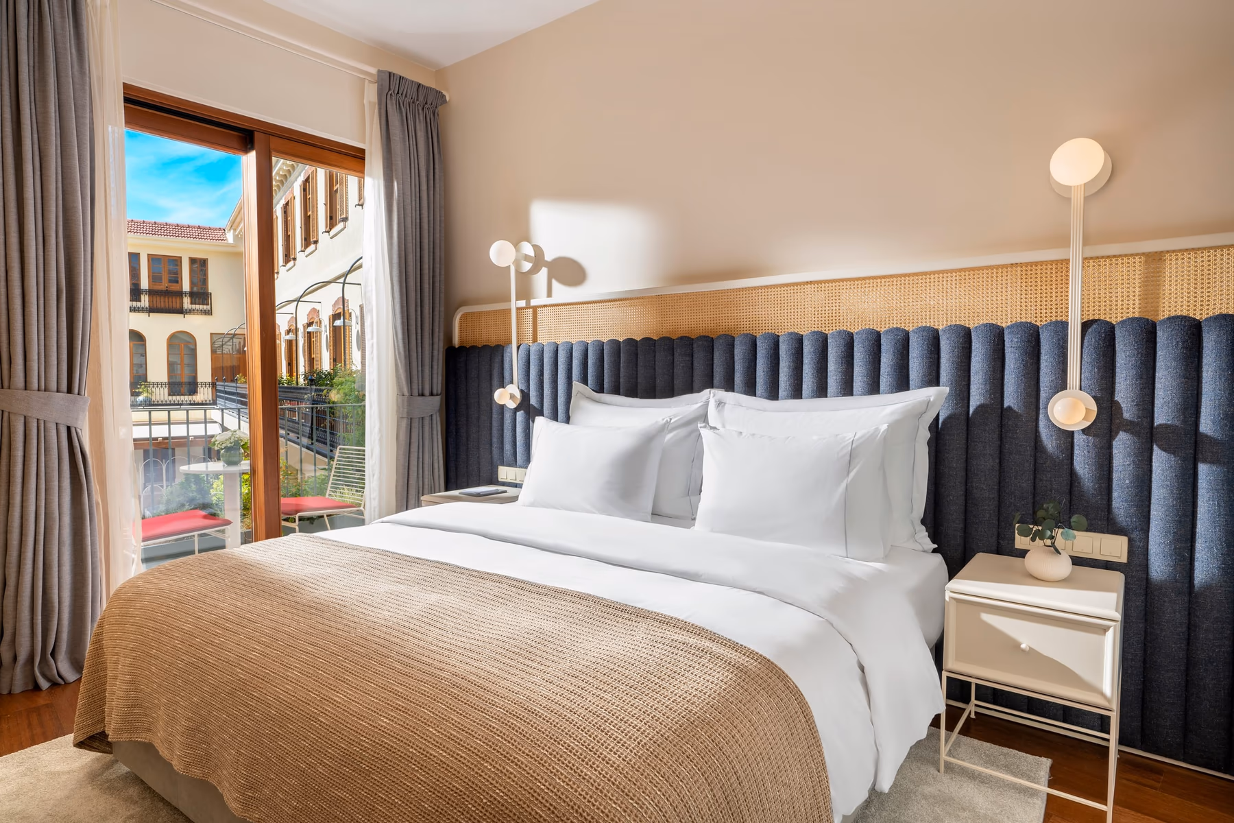 Guest room
