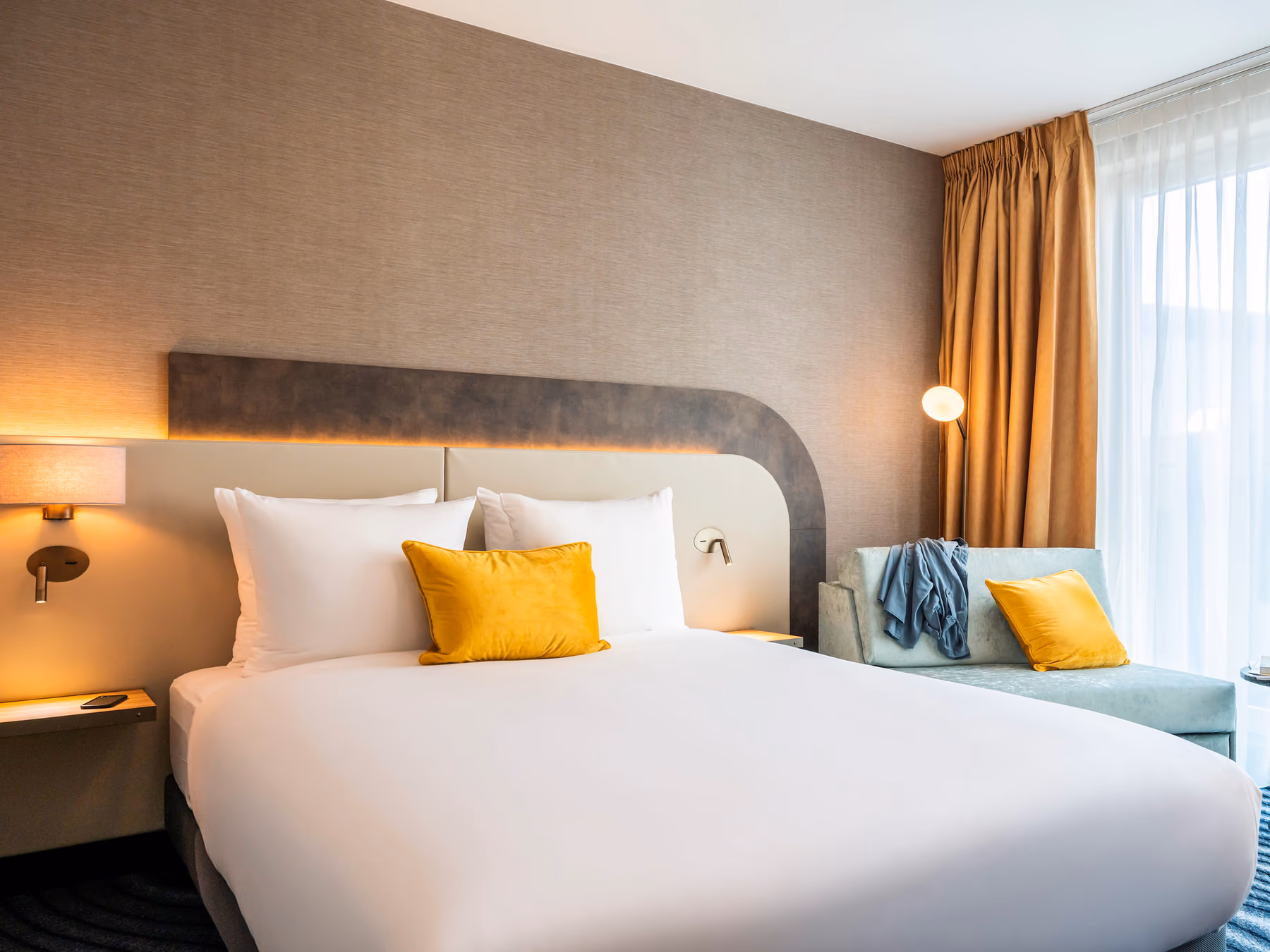 Guest room