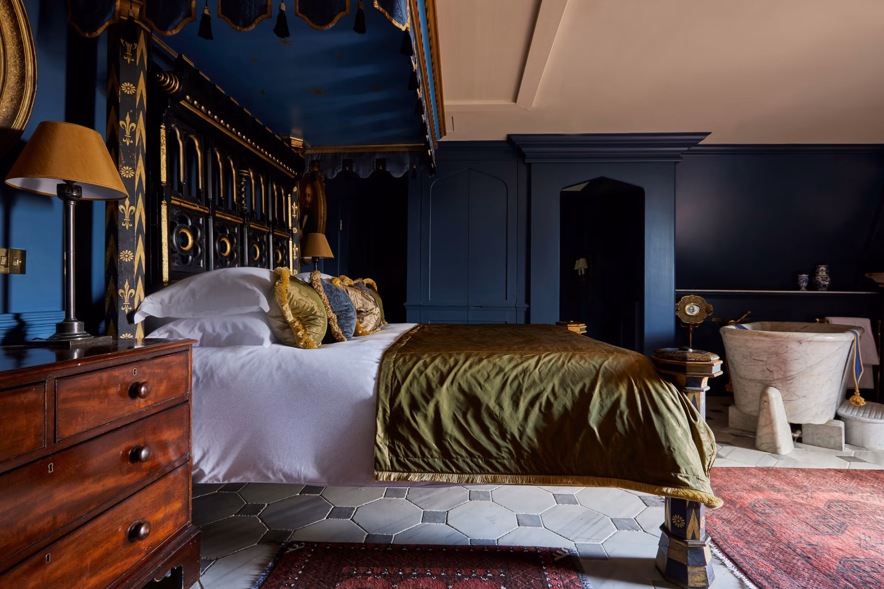 Earl of Bolingbroke Suite