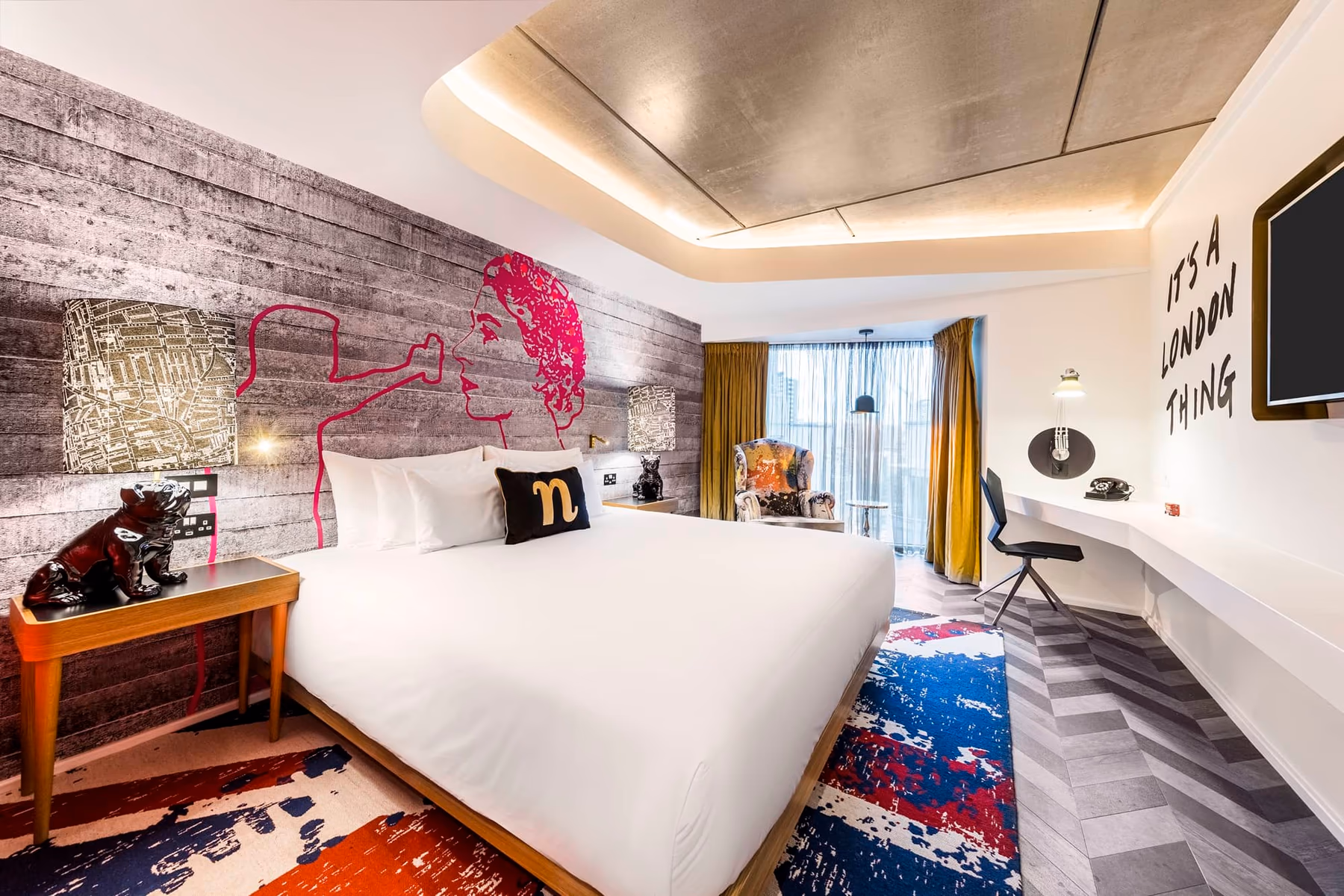 Guest room