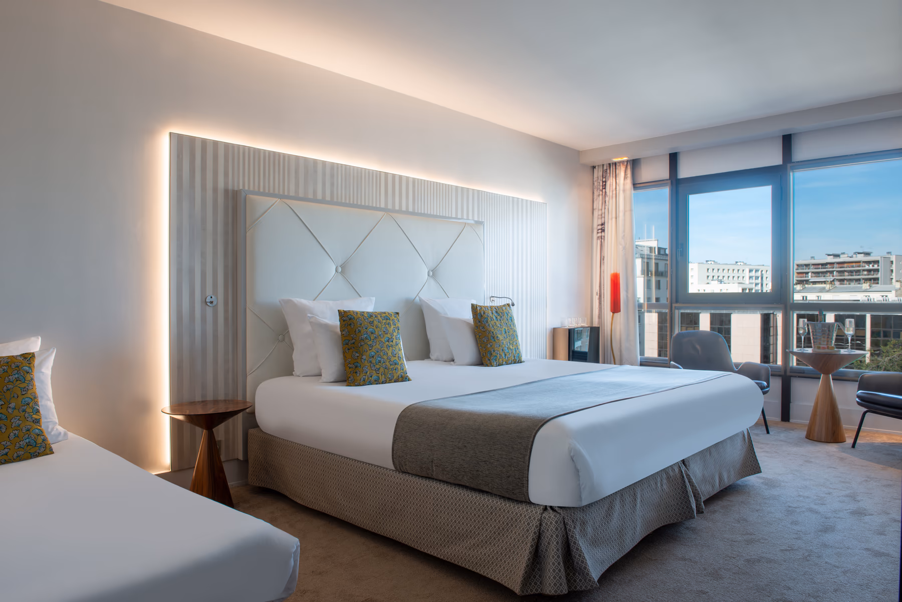 Double room with Eiffel Tower view