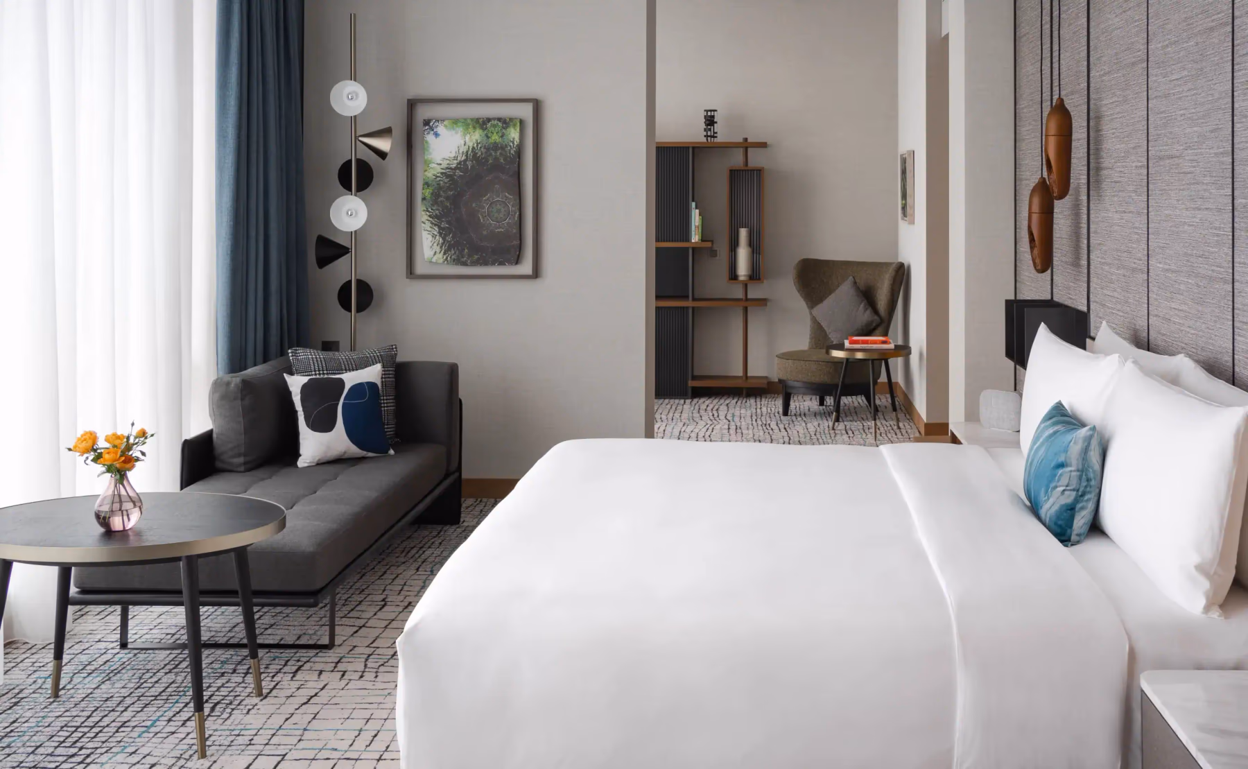 Grand Premium king bedroom